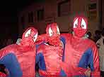 Moteros vestidos de Spiderman